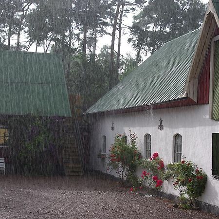 Skummesloev B & B Laholm Exterior photo