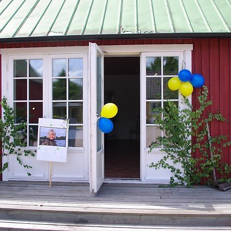 Skummesloev B & B Laholm Exterior photo